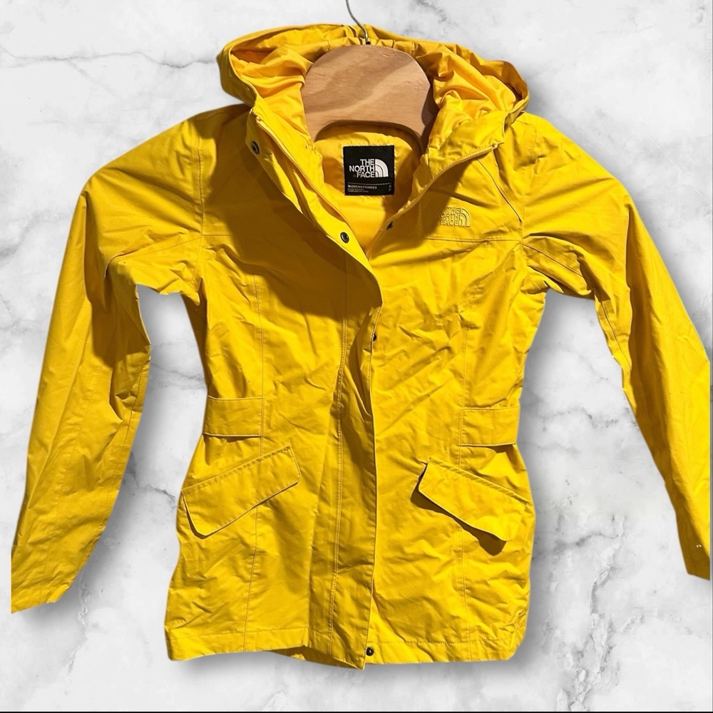 The North Face Women's Small DryVent Jacket‎ YELLOW EUC Hooded